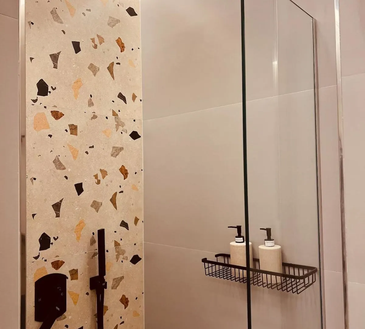 Adore Luxury Suite Sarandë